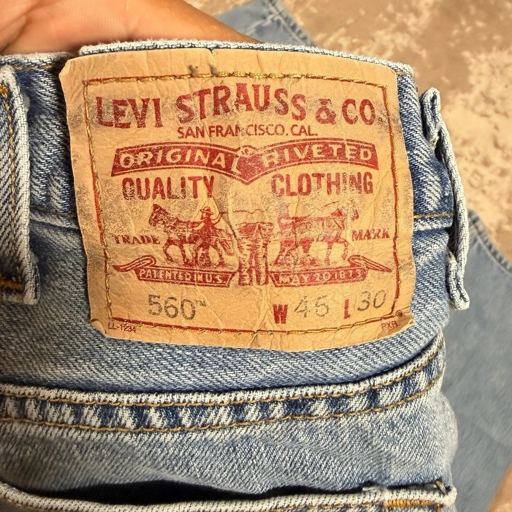 Levis these levi